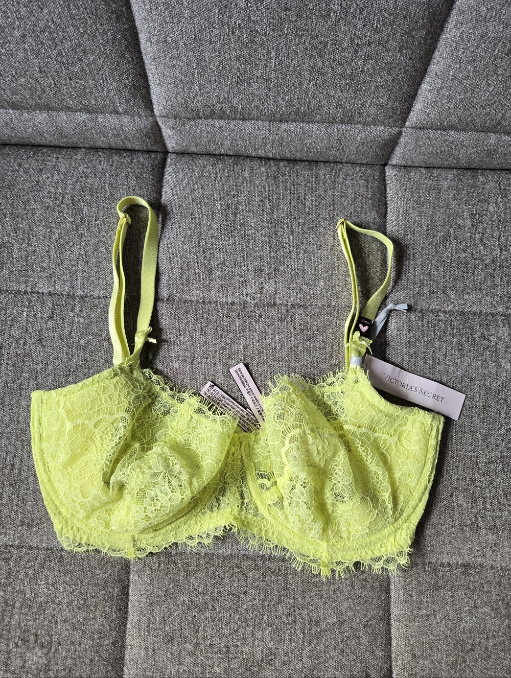 Victoria's Secret | Dream Angels Wicked Unlined Lace Balconette Bra 32DDD